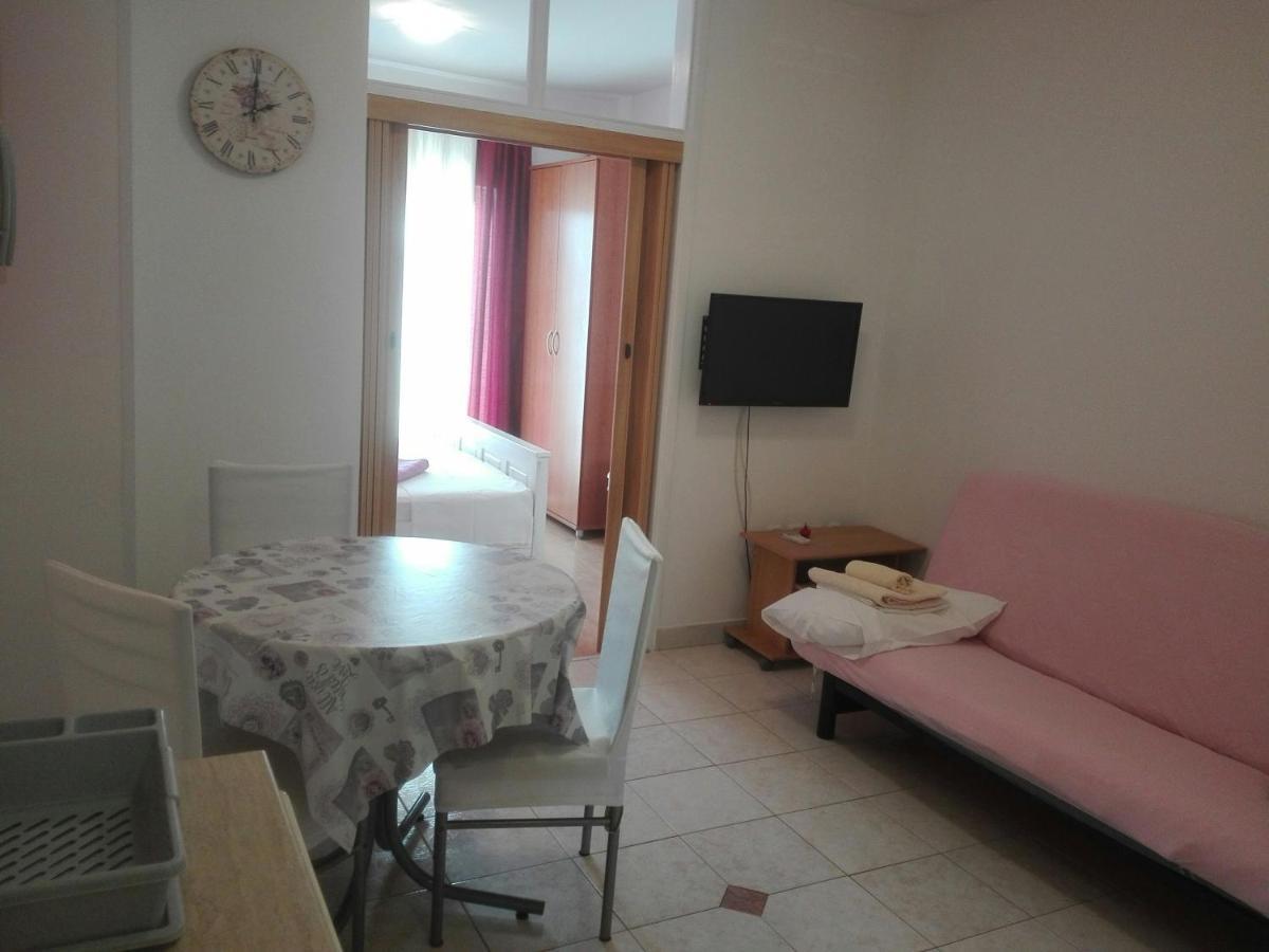 Apartments Vodopija 300M To The Beach Sveti Filip i Jakov Zewnętrze zdjęcie