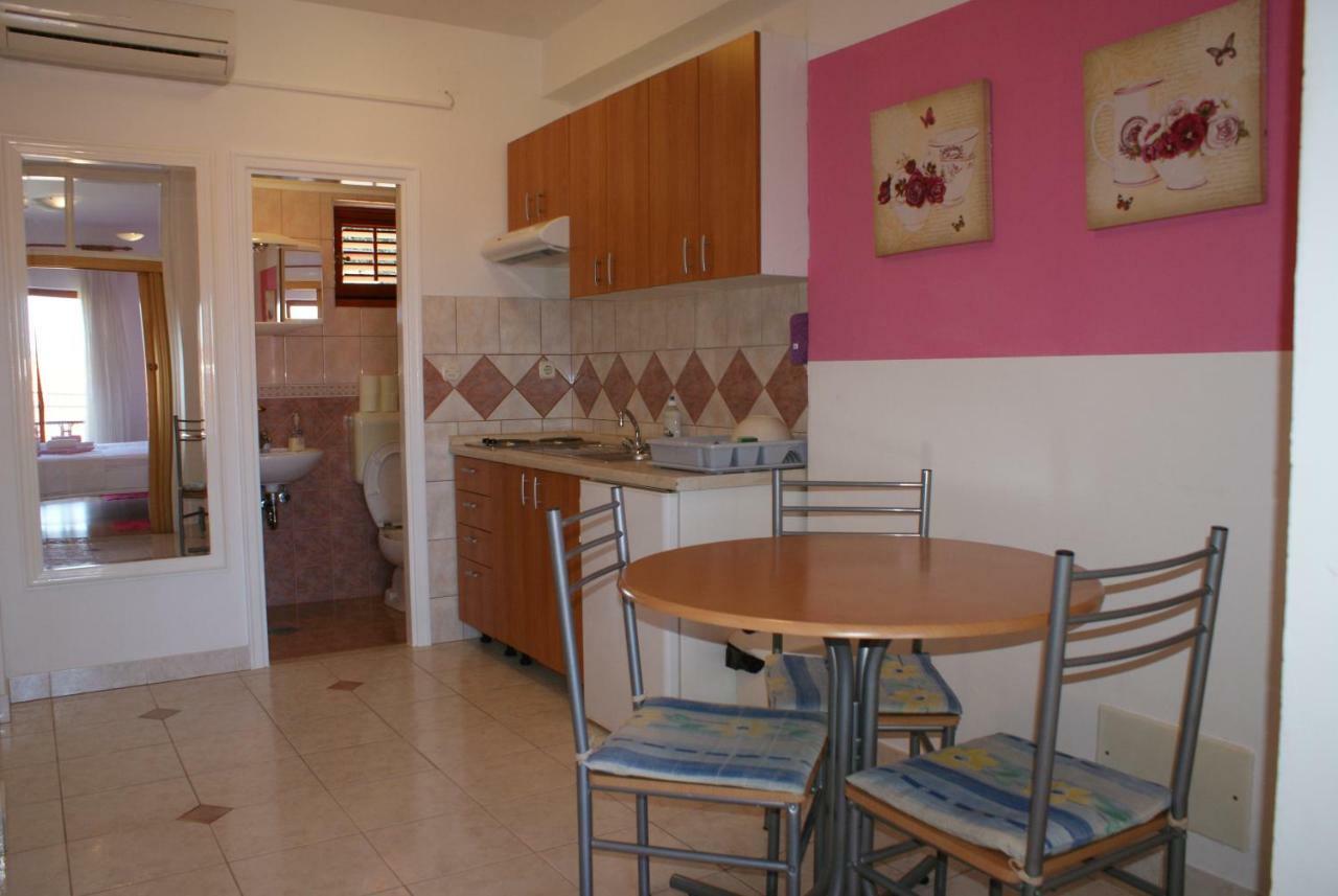 Apartments Vodopija 300M To The Beach Sveti Filip i Jakov Zewnętrze zdjęcie